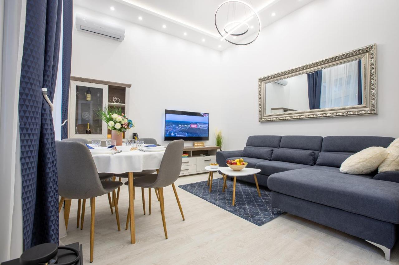 Theatre Square Apartments 诺威萨 外观 照片