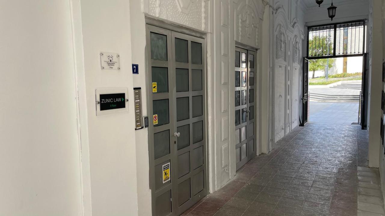Theatre Square Apartments 诺威萨 外观 照片
